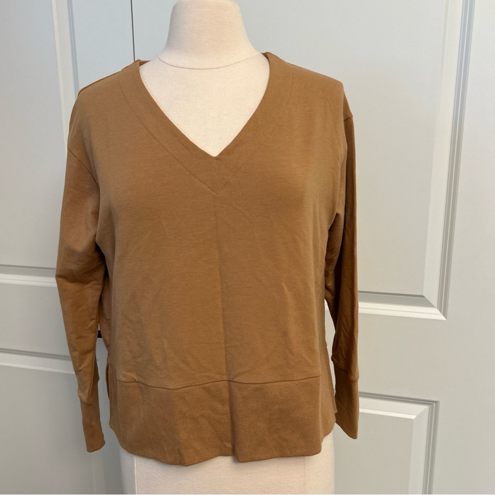 NWOT CUYANA size S French Terry V Neck Sweatshirt Pleat Back AMBER